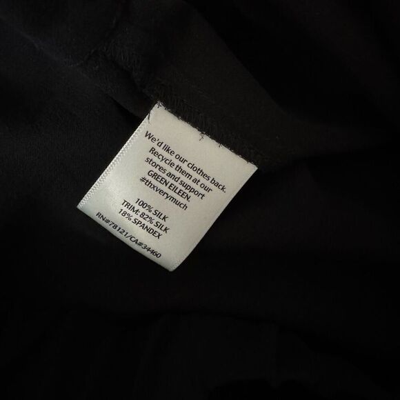 Eileen Fisher System Black Silk Jogger Dress Pants Zip Cuff Pleated Size Medium - Picture 4 of 5